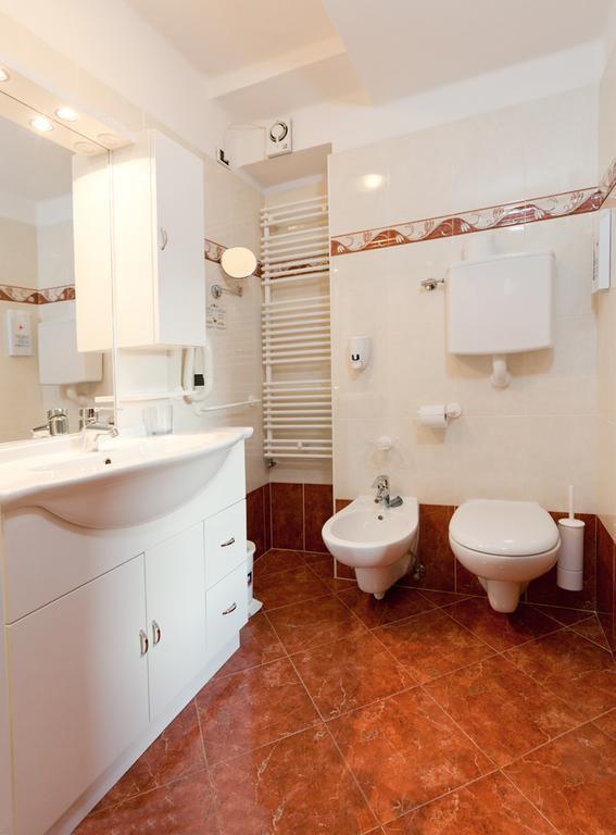Hotel Rosalpina Folgaria Esterno foto