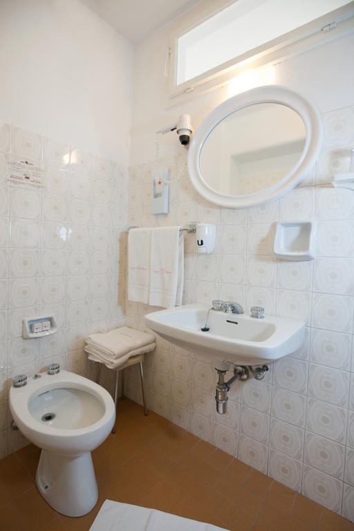 Hotel Rosalpina Folgaria Esterno foto