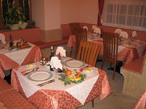 Hotel Rosalpina Folgaria Esterno foto